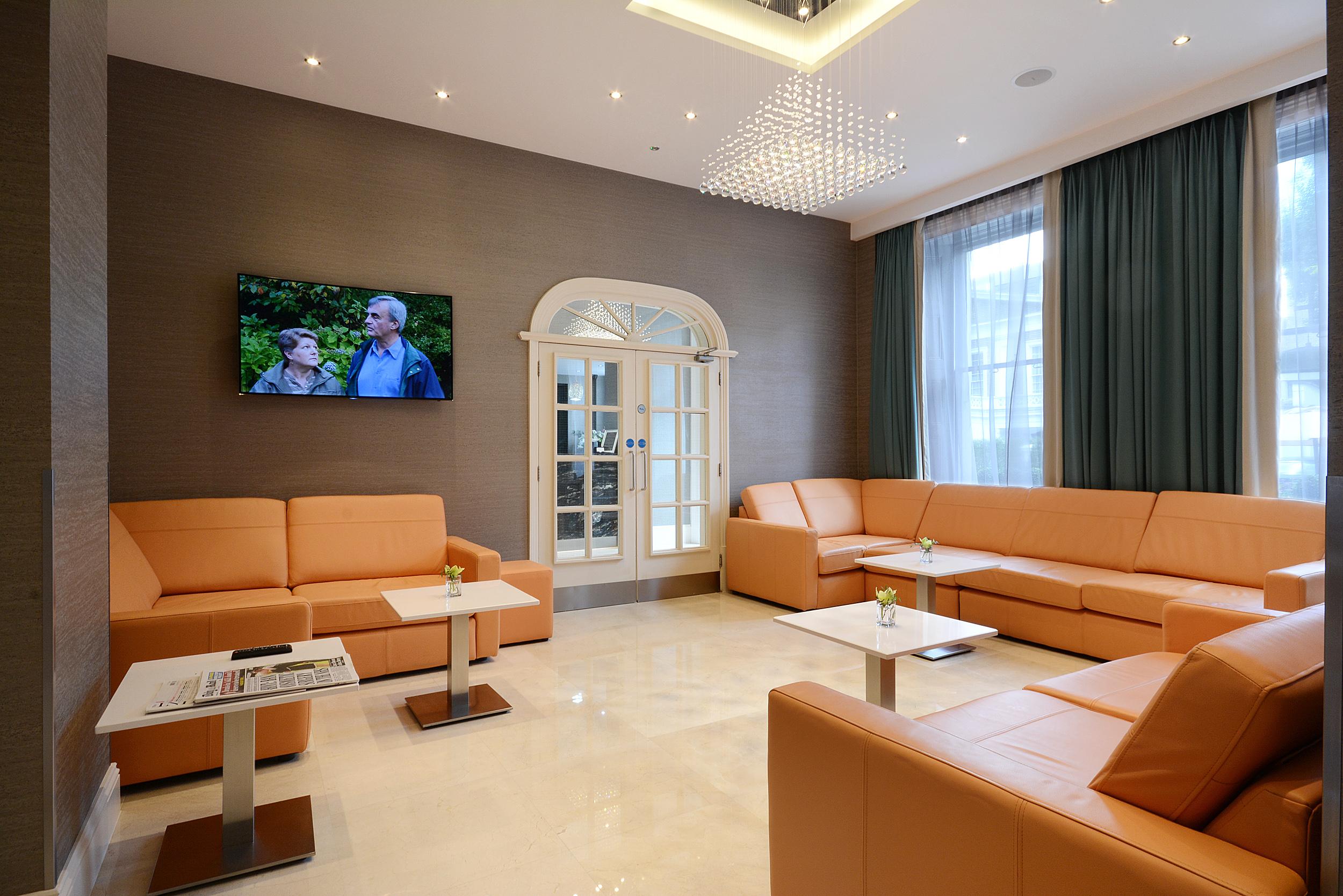 Park Grand London Lancaster Gate Hotel Luaran gambar The lounge at the airport